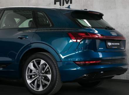 Audi - E-tron