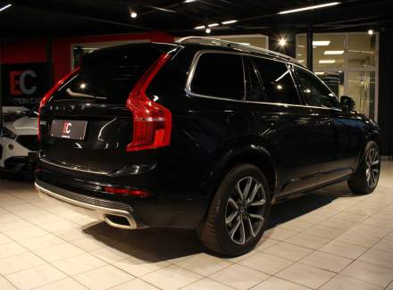 Volvo - XC90