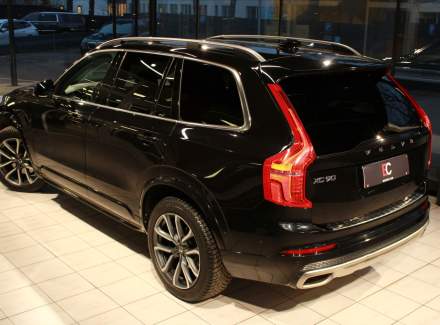 Volvo - XC90