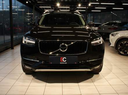 Volvo - XC90