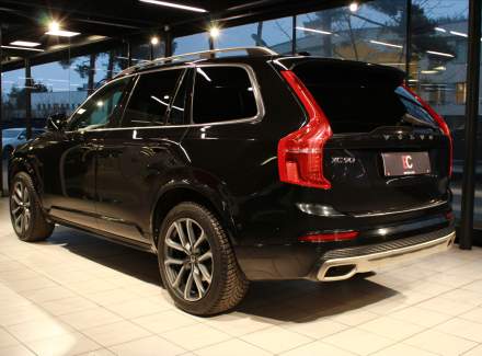 Volvo - XC90