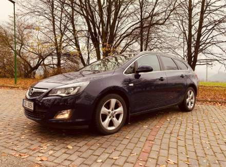Opel - Astra