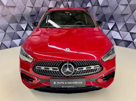 Mercedes-Benz - GLA