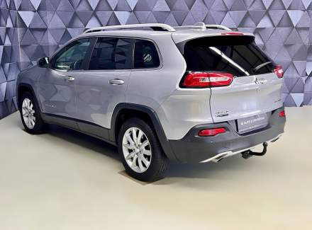 Jeep - Cherokee