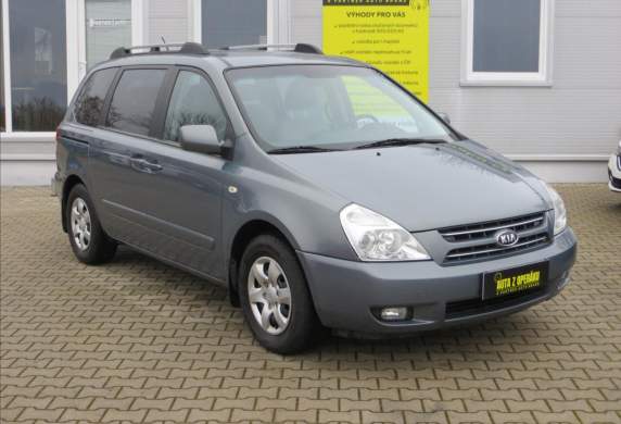 Kia - Carnival
