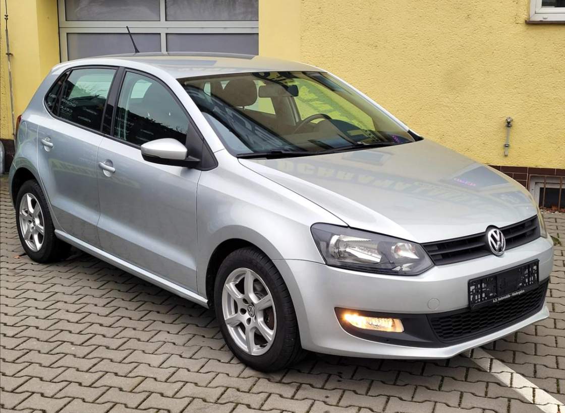 Volkswagen - Polo