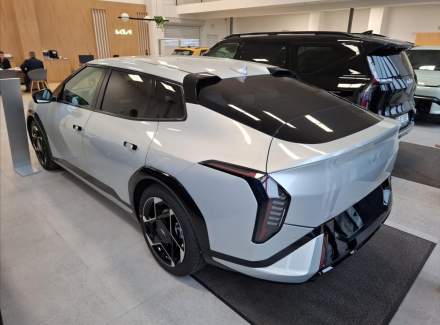 Kia - EV4