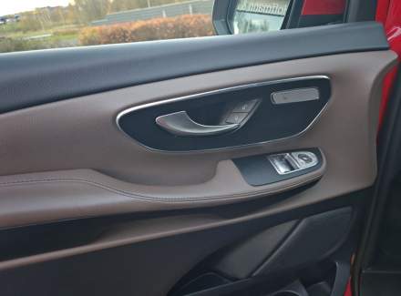 Mercedes-Benz - V-class