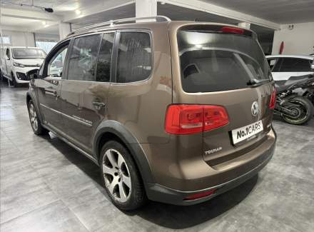 Volkswagen - Touran