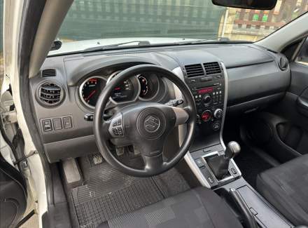 Suzuki - Grand Vitara