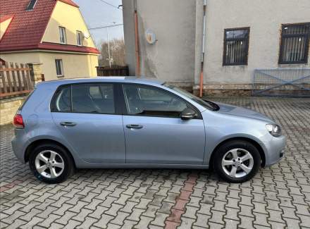 Volkswagen - Golf