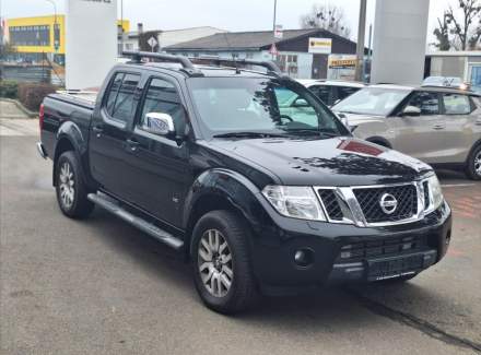 Nissan - Navara