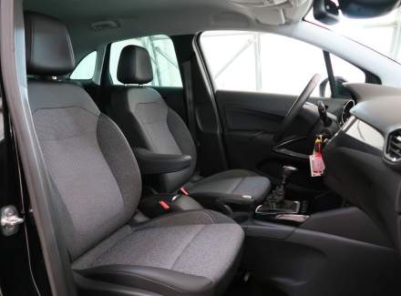 Opel - Crossland X