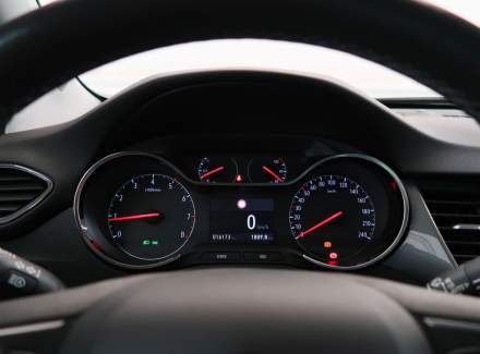 Opel - Crossland X