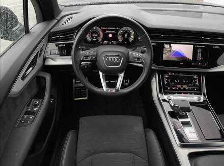 Audi - Q7