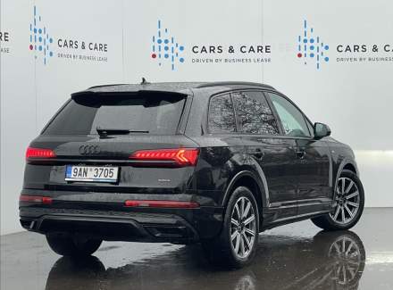 Audi - Q7