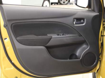 Mitsubishi - Space Star