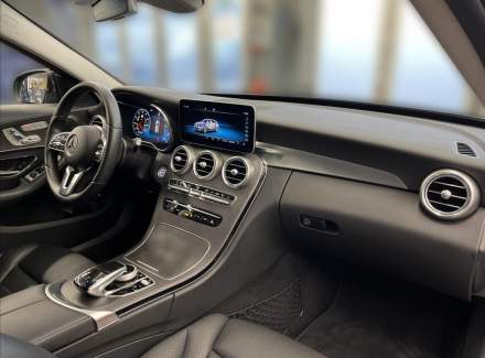 Mercedes-Benz - C-class