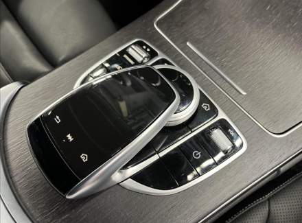 Mercedes-Benz - C-class