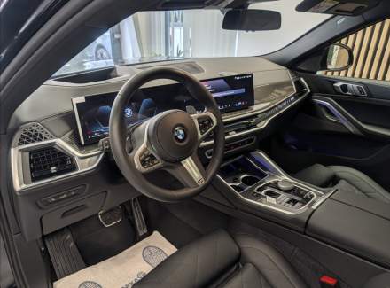 BMW - X6