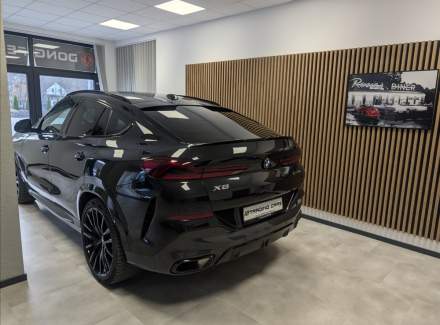 BMW - X6