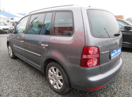 Volkswagen - Touran