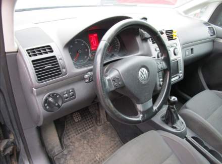 Volkswagen - Touran