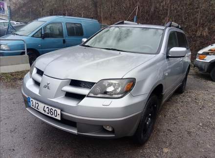 Mitsubishi - Outlander