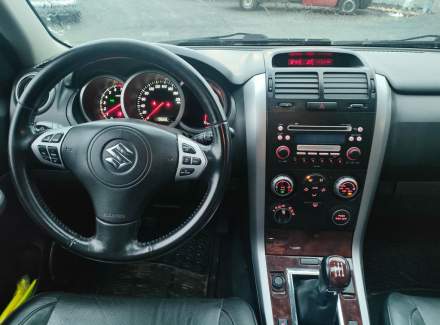 Suzuki - Grand Vitara