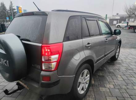 Suzuki - Grand Vitara