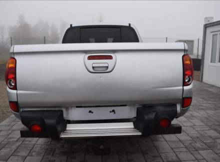 Mitsubishi - L 200