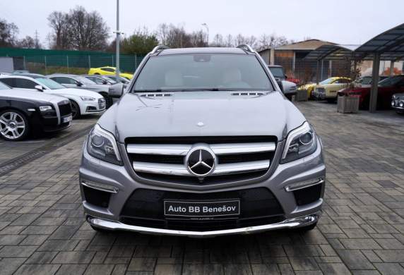 Mercedes-Benz - GL