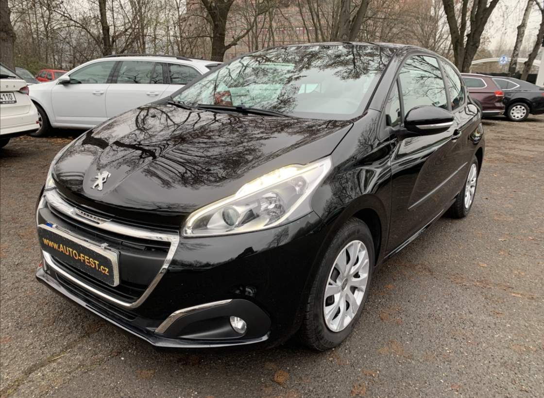 Peugeot - 208
