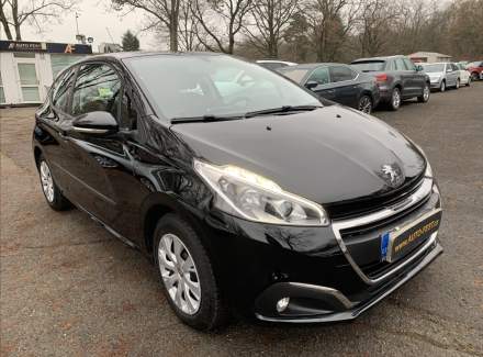 Peugeot - 208