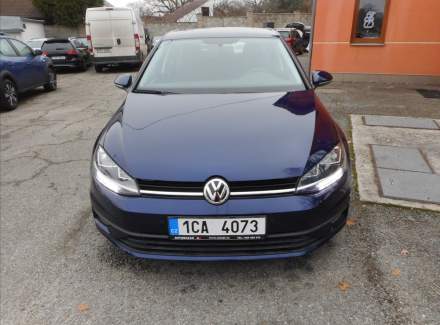 Volkswagen - Golf