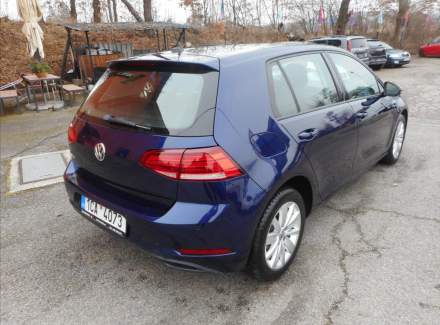 Volkswagen - Golf
