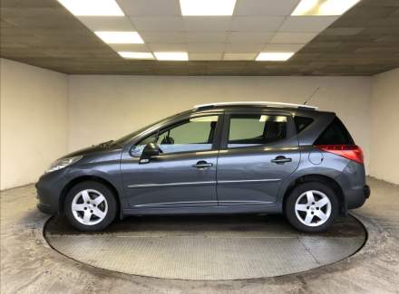 Peugeot - 207