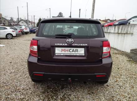 Toyota - Urban Cruiser