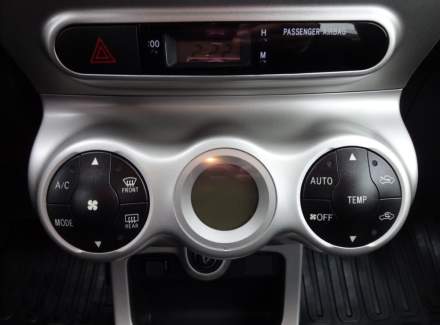 Toyota - Urban Cruiser