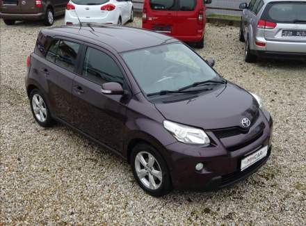 Toyota - Urban Cruiser