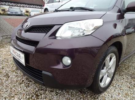 Toyota - Urban Cruiser