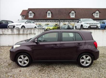 Toyota - Urban Cruiser