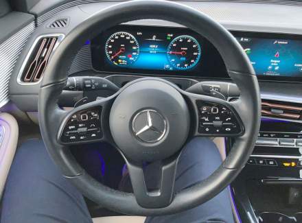 Mercedes-Benz - EQC