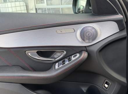 Mercedes-Benz - C-class