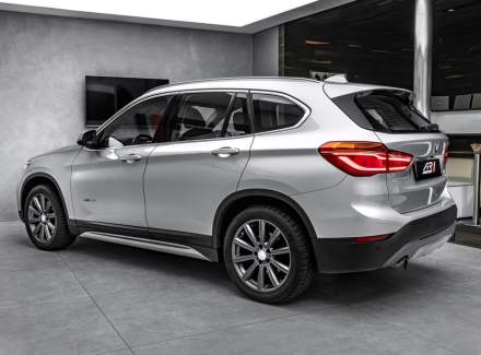 BMW - X1