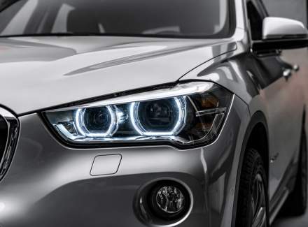 BMW - X1
