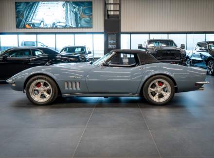 Chevrolet - Corvette