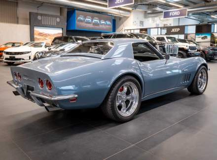 Chevrolet - Corvette