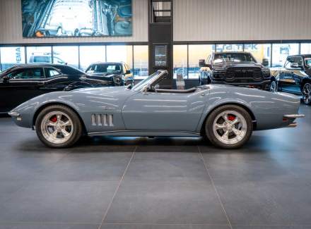 Chevrolet - Corvette