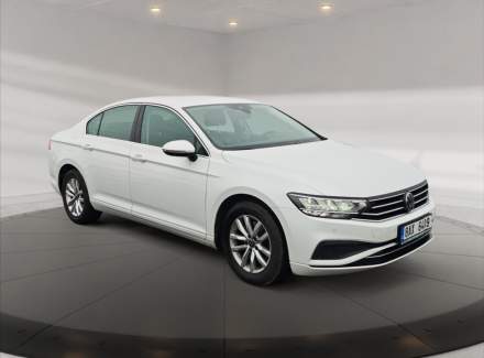Volkswagen - Passat